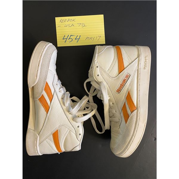 Reebok - USA - size 7.5