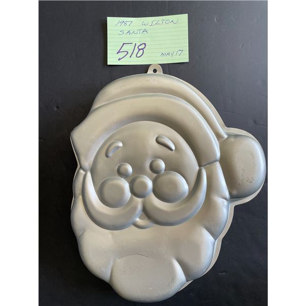 1987 Wilton Santa pan