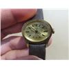 Image 2 : VINTAGE TIMEX LADIES MAN WIND ,  RUNS