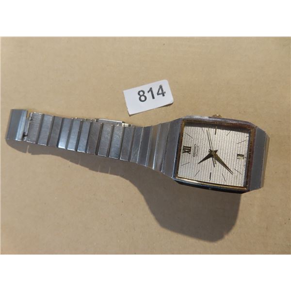 VINTAGE SEIKO LADIES QUARTZ, DATE @6 ,  RUNS