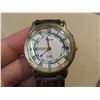Image 2 : VINTAGE MEN'S ACCURIST QUARTZ ,ALARM,   RUNS