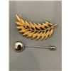 Image 2 : (2)AAI ACCESS INC LEAF PIN + MARKED DURI SILVERSTONE STICK PIN BOTH VINTAGE
