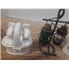 Image 6 : (10) Pairs of Salt and Pepper Shakers.