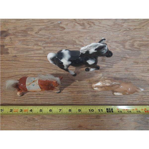 (3) Horses 5"x5".