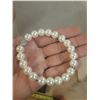 Image 3 : Faux-Pearl in Studio 1886 Box.