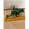 Image 1 : John deere bailer toy