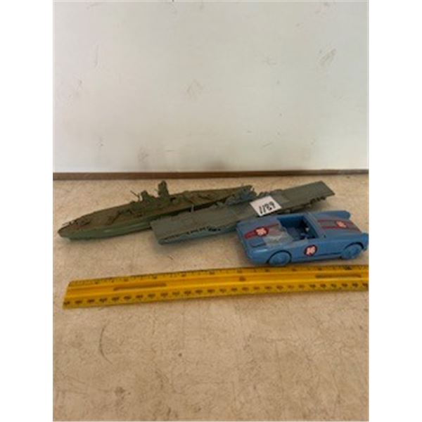 3 toys , 2 are millitary ships