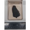 Image 1 : Leaf brooch