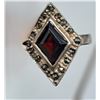 Image 4 : 925 silver ring with maroon color stone and smaller stones