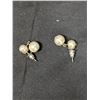 Image 3 : (4) Vintage Faux Pearl Earrings
