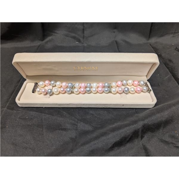 Coloured Pearl Bracelet in case