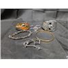 Image 1 : (6) Bracelets (1) has dolphins