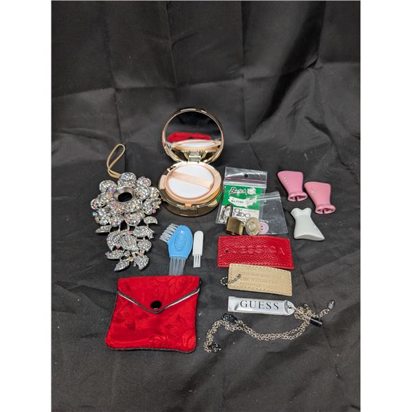 Cashmere Powder kit sealed, Guess Bracelet, Misc.