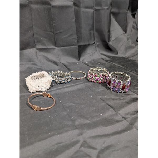 (6) bracelets