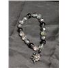 Image 2 : (5) Bracelets (1) Giraffe