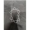 Image 4 : (3) Necklaces (2) bracelets