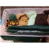 Image 4 : Tote of Tulle with Burlap Pieces