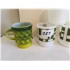 Image 2 : 8 VINTAGE FIRE KING COFFEE MUGS