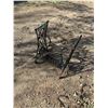 Image 1 : Singer Sewing Machine Cast Base