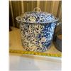 Image 2 : 2 Gallon Enamel Pot With Lid And 1 Quart Enamel Pail
