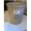 1 Gallon Medalta Crock - No Chips Or Cracks