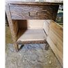 Image 3 : Maple Washstand - 24" x 17" x 28"