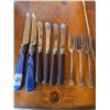 Image 1 : 9 fancy pieces of cutlery