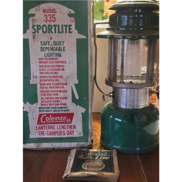 coleman 335 sportlite- near mint in original box