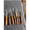 Image 3 : 18 piuece bonehandled cuttery set (3x6) with some extras