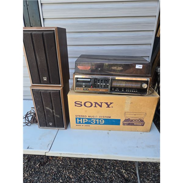 Sony turn table/ cassette player HP 319 in box stereo with original speakers 1970's vintage
