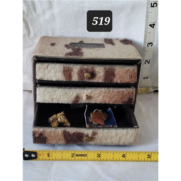 Horse hair, 3 drawer trinket box & contents.