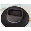 Image 3 : Vintage Smithbilt western hat. Heavy felt with leather braid cord.