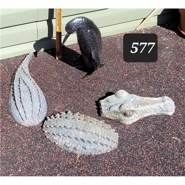 Outdoor metal penguin & 3 piece alligator.