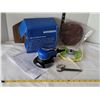 Image 1 : Pneumatic palm sander. NEW