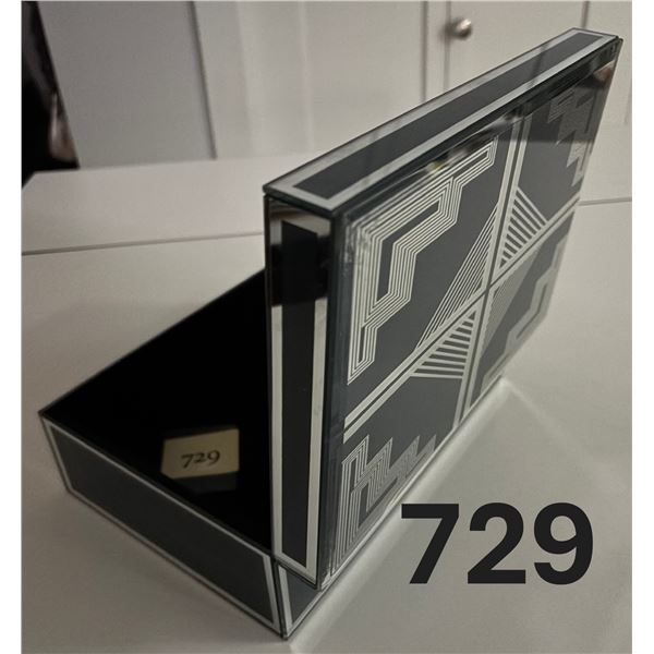 Jewelry Box with Glass Embossed