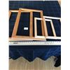 Image 1 : 2 Oak Frames 14" x 22; 2 Wood Frames