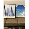 Image 1 : 2 Poster Frames 20" x 28" & 24" x 32"