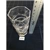 Image 2 : 1 Large Vase