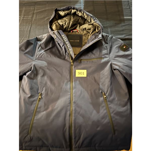 Tommy Hilfiger Light-Weight Winter Jacket - Medium