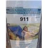 Image 2 : 2-Person- Quilted Hammock Colour Blue Never Used