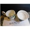 Image 3 : ROYAL ALBERT “TRILLIUM” CREAM AND SUGAR SET