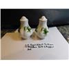 Image 3 : ROYAL ALBERT “TRILLIUM” SALT AND PEPPER SET