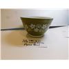 Image 1 : 401, 1 ½ PINT CRAZY DAISY PYREX BOWL