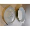 Image 4 : CRAZY DAISY 045, 2 1/2 QT CASSEROLE DISH WITH ORIGINAL PATTERNED LID, OVAL