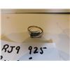 Image 2 : SIZE 9 STERLING SILVER RING WITH CLEAR STONES