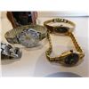 Image 2 : WATCH LOT