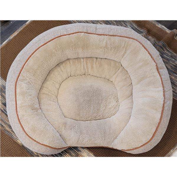 Oval Dog Bed 36" x 28" - like new condition