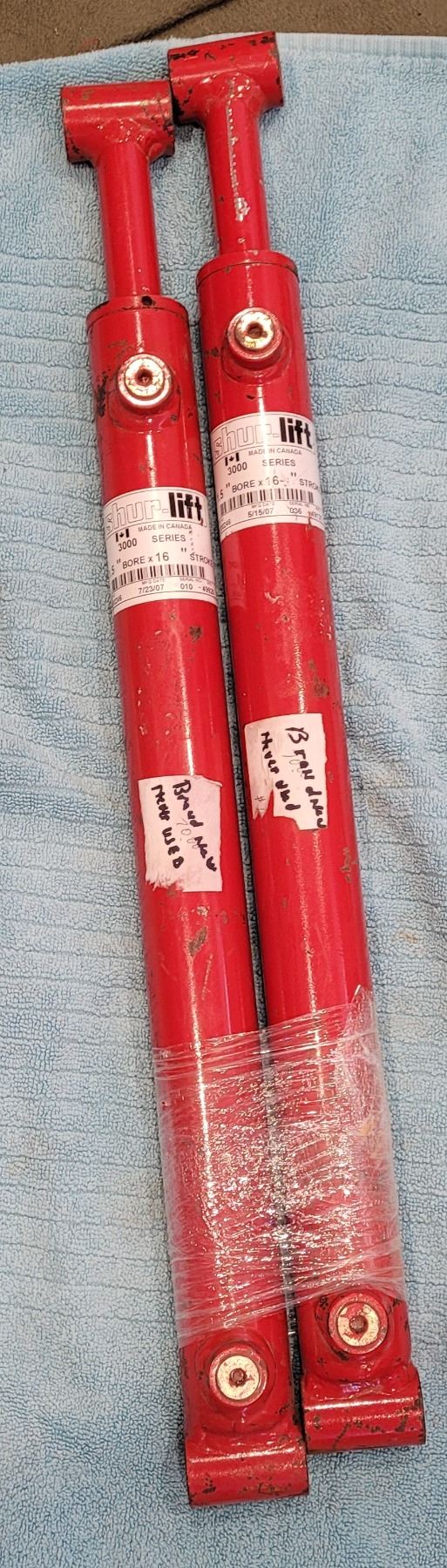 Pair of new shurlift 3000 series hydraulic cylinders 1 1/2" bore x 16