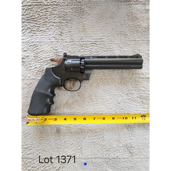 Crosman 357 Pellet Gun