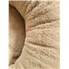 Image 2 : Kirkland Dog Bed - 36+ inches in diameter - like new condition